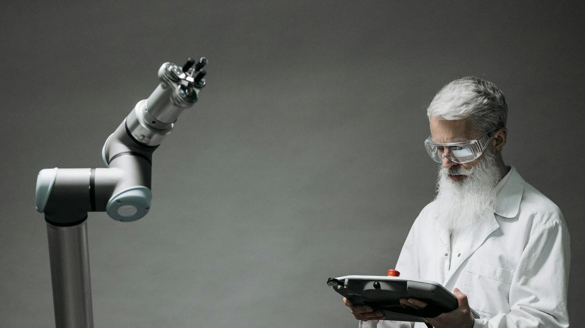 EE.UU. realiza primer trasplante cardíaco 100% robótico sin abrir el pecho